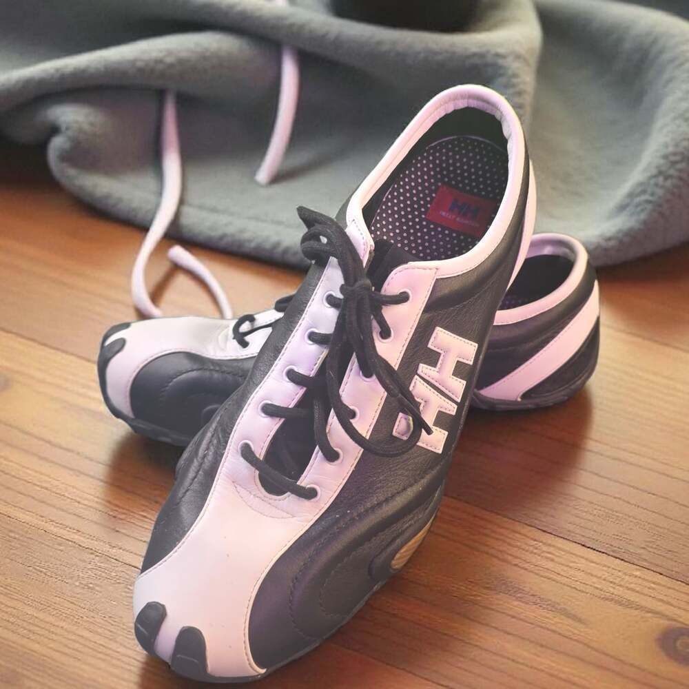 Women's Helly Hansen Crew Low Sailing Shoes - Picture 11 of 14